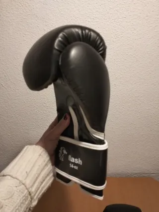 Guantes Boxeo Leone 1947 14oz Negros