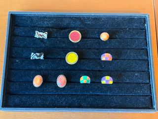 Lote expositor negro + 10 anillos