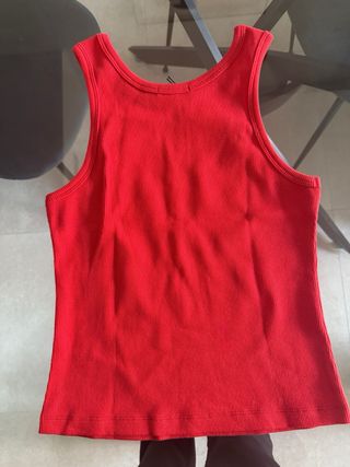 Camiseta sin mangas roja Parfois