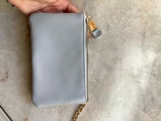 Portacarte con fiore e portachiavi