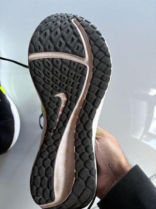 Zapatillas Nike Negras y Verdes