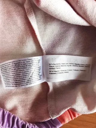 Sudadera tipo Tie-dye.