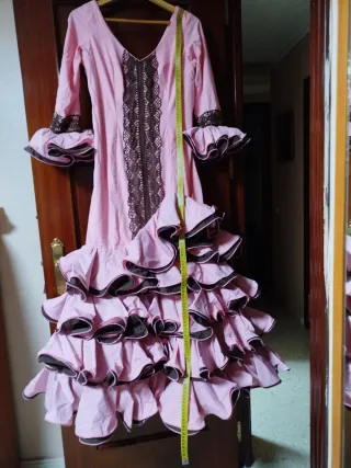 Traje de flamenca rosa