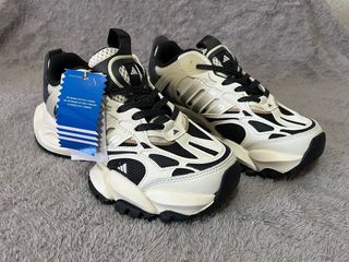 Adidas XLG Runner Deluxe