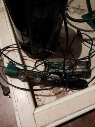 Chollo. Acuario grande con mueble