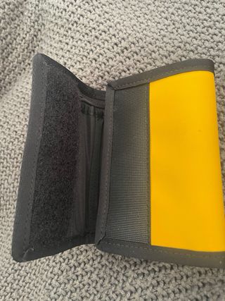 Cartera The North Face Amarilla y Negra