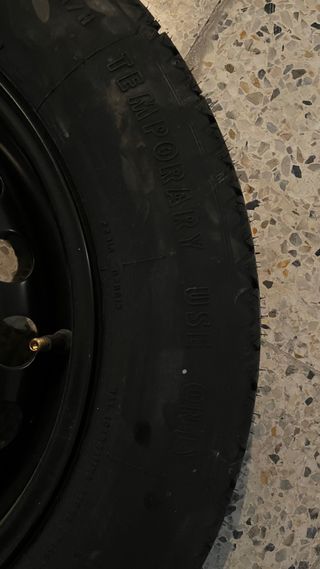 Rueda de repuesto 125/90/R15