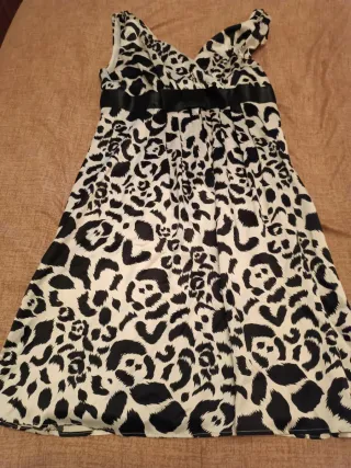 Vestido estampado leopardo negro y blanco