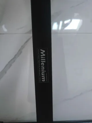 Sedile per pianoforte regolabile