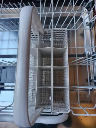 Lavavajillas Zanussi