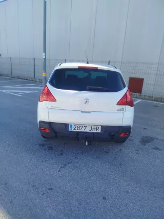 Peugeot 3008 2012