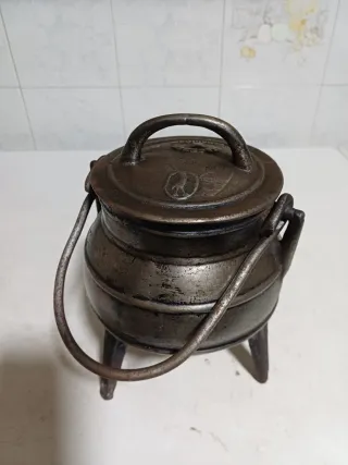 Bonito Pote Gallego de fundicion