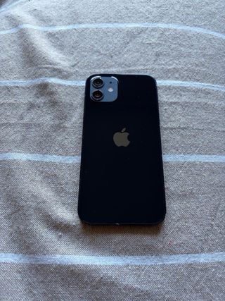 iPhone 12 negro