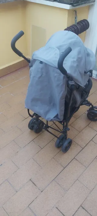 Silla de paseo Kinderkraft gris