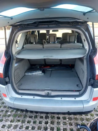 Renault Grand Scenic 2005