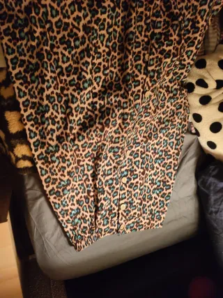 Vestido estampado leopardo sin usar