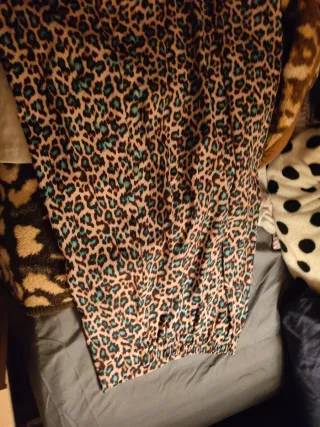 Vestido estampado leopardo sin usar