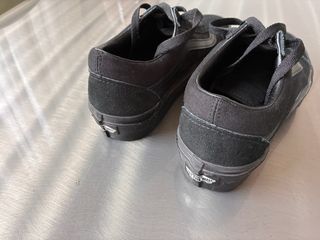 Vans Old Skool negras talla 38