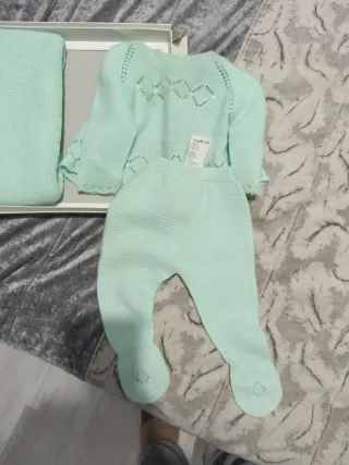 Manta tejida Little Kings verde