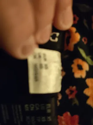 Falda floral negra multicolor