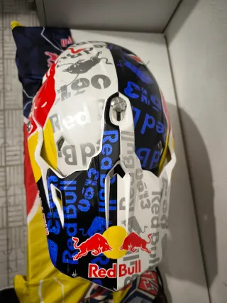 Casco y Camiseta Motocross Red Bull