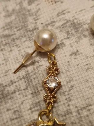 Orecchini pendenti perle e luna