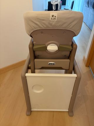 Trona Jane convertible en mesa y silla