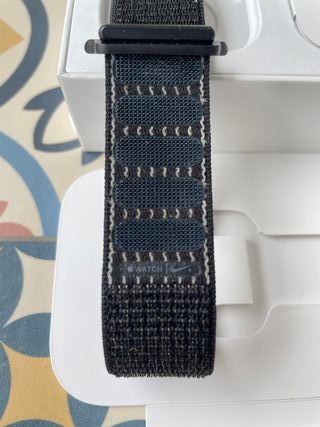 Apple Watch S4 44mm Grigio Siderale + Cinturino Nike