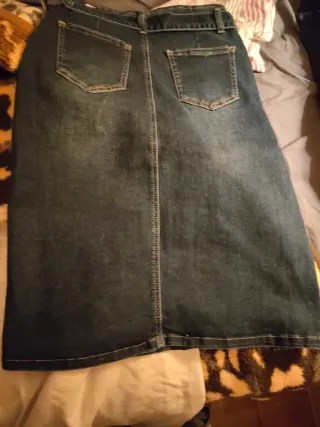 Falda vaquera nueva con cinturón