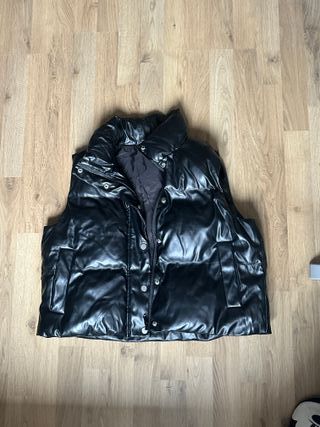 Chaleco acolchado negro mujer