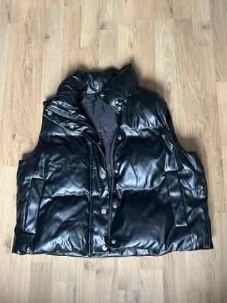 Chaleco acolchado negro mujer