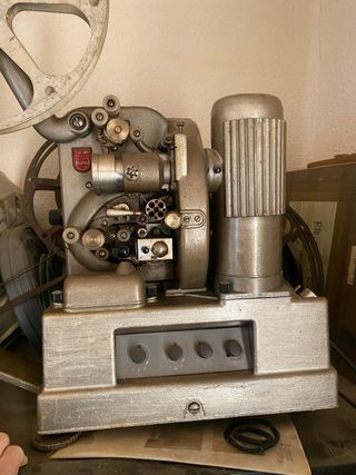 Proyector 16mm Philips EL 5000/50 . Actusl