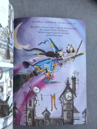 Winnie and Wilbur - The magic wand. Libro inglés