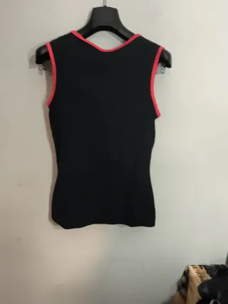 Nike Dri-Fit S mujer. Camiseta tirantes. Gym, fitn