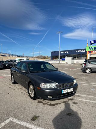 Volvo S80 2004