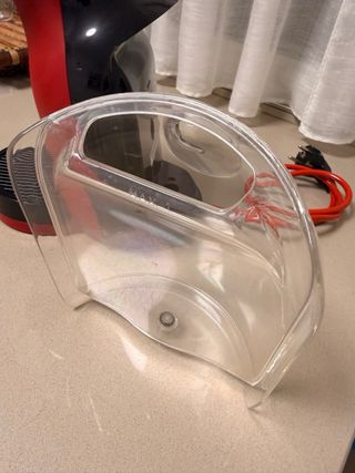 Cafetera Dolce Gusto Roja y Negra