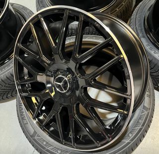 Llanta AMG 18” Negra Pulida