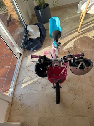 Bicicleta infantil Btwin + patinete Mini Micro