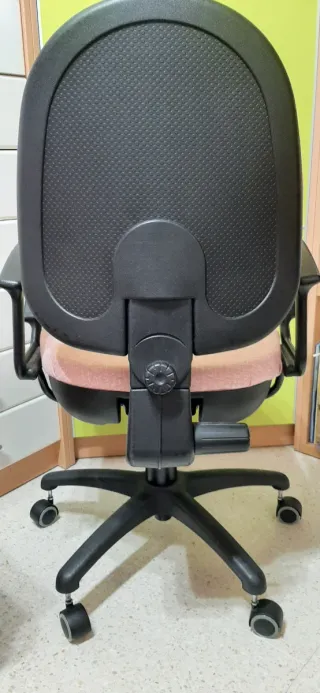 Silla de oficina giratoria rosa