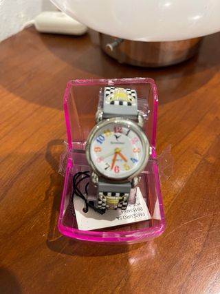 Reloj infantil, tematica formula 1. Esta nuevo
