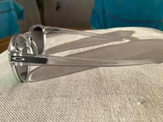 Gafas de sol Oakley Latch Matte Clear Jade Iridium