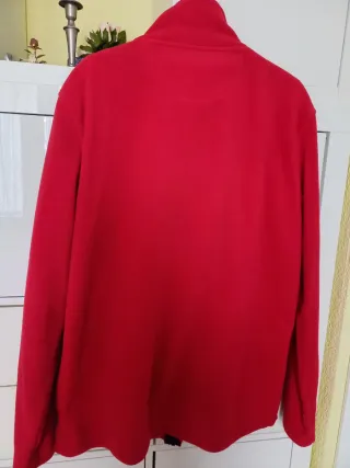 Chaqueta polar roja hombre