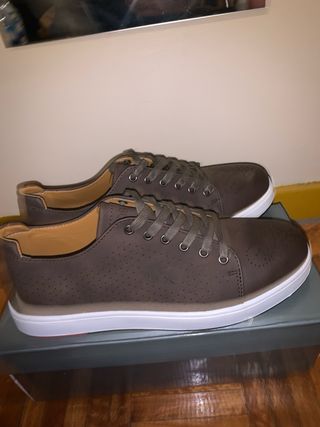 Sapatos Lacoste Castanhos