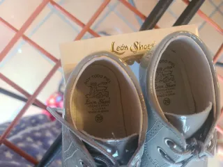 Botas charol bebé talla 20