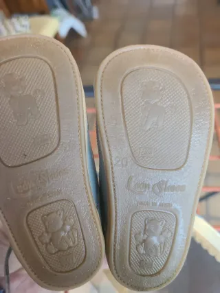 Botas charol bebé talla 20