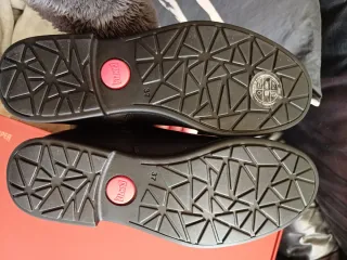 Botas altas piel Camper talla 37 negras