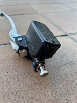 Bomba de Freno y Maneta CBR600RR 2006 Original