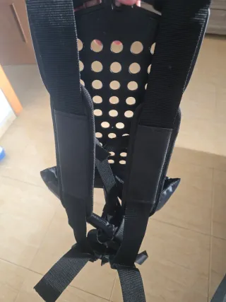 Arnés para desbrozadora