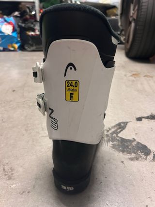 Esquís 130cm y palos.