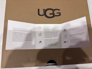 UGG K Bailey Button II Tg 35